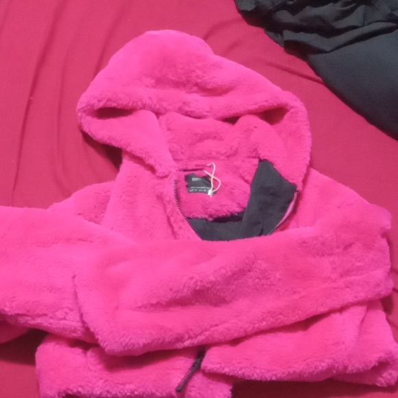 BERSHKA! Plush Y2K faux fur cropped zip up Hoodie  WARM! - Picture 2 of 3